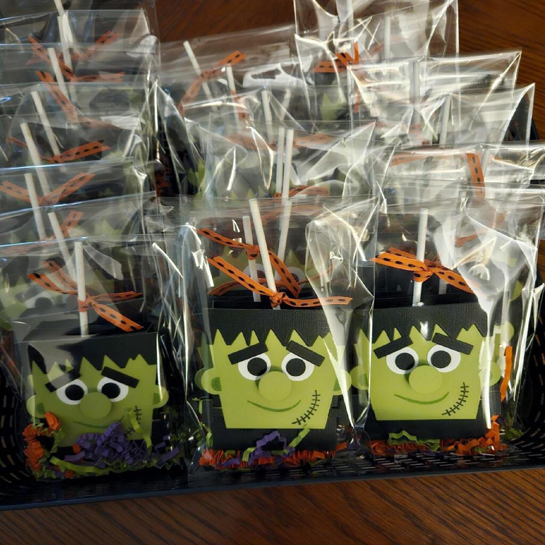 Frankie Lollypop Treat Holder