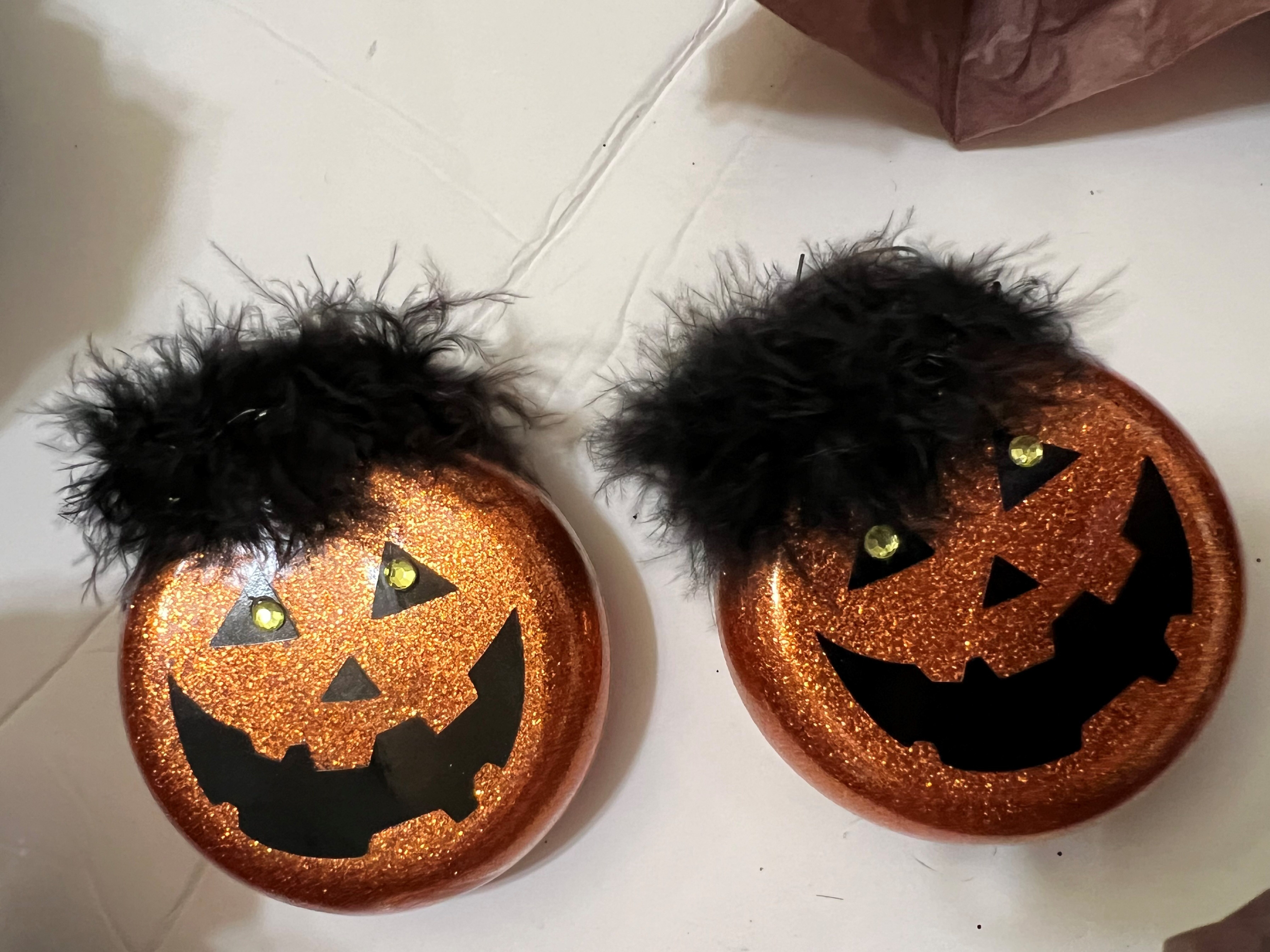 Glass Pumpkin Ornies Disc