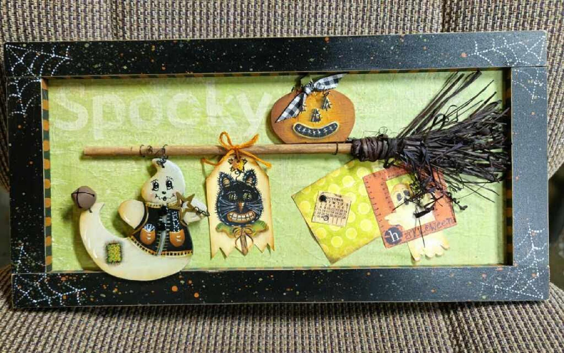Spooky Wall Hanging