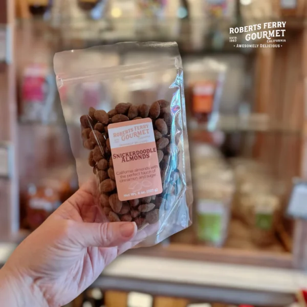 Roberts Ferry Snickerdoodle Almonds - 8oz