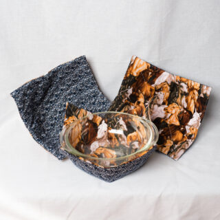 MK02-HORSE Serving Bowl Cozy
