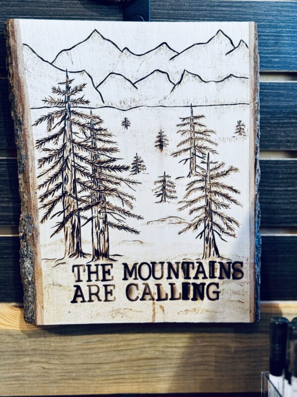 Sissy's Stuff - The Mountains are Calling Wood Sign