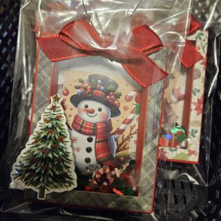 Snowman shaker gift card holders